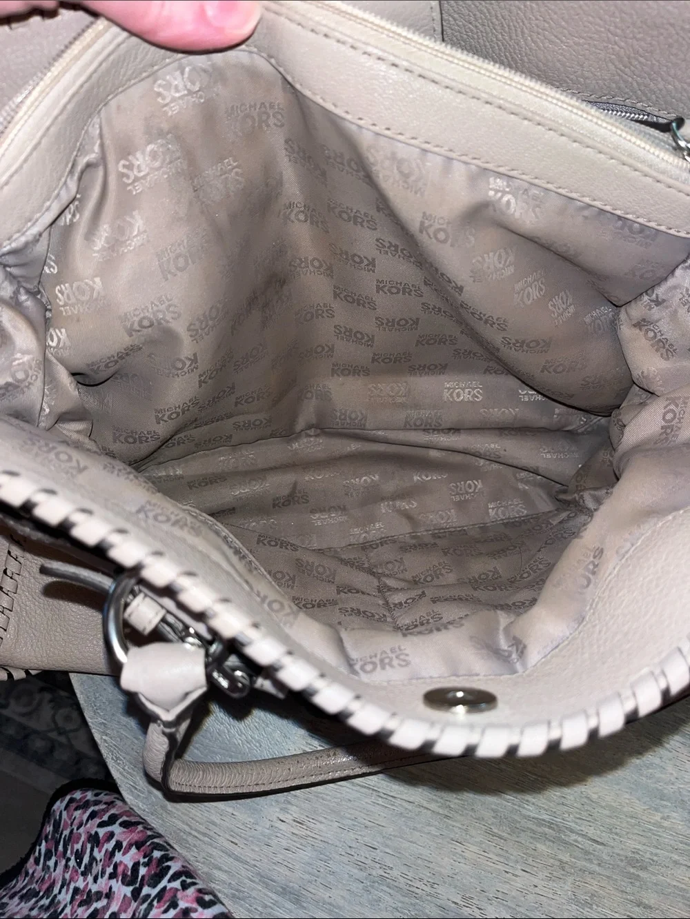 Final price! Michael Kors beige Leather Satchel with Whipstitch Trim
